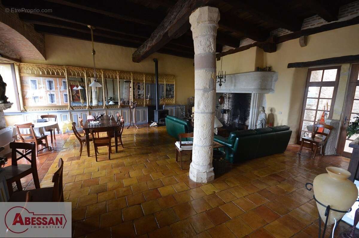 Maison à CORDES-SUR-CIEL