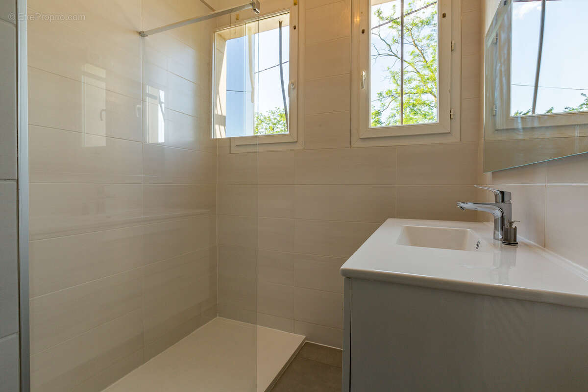 Maison à ROMANS-SUR-ISERE