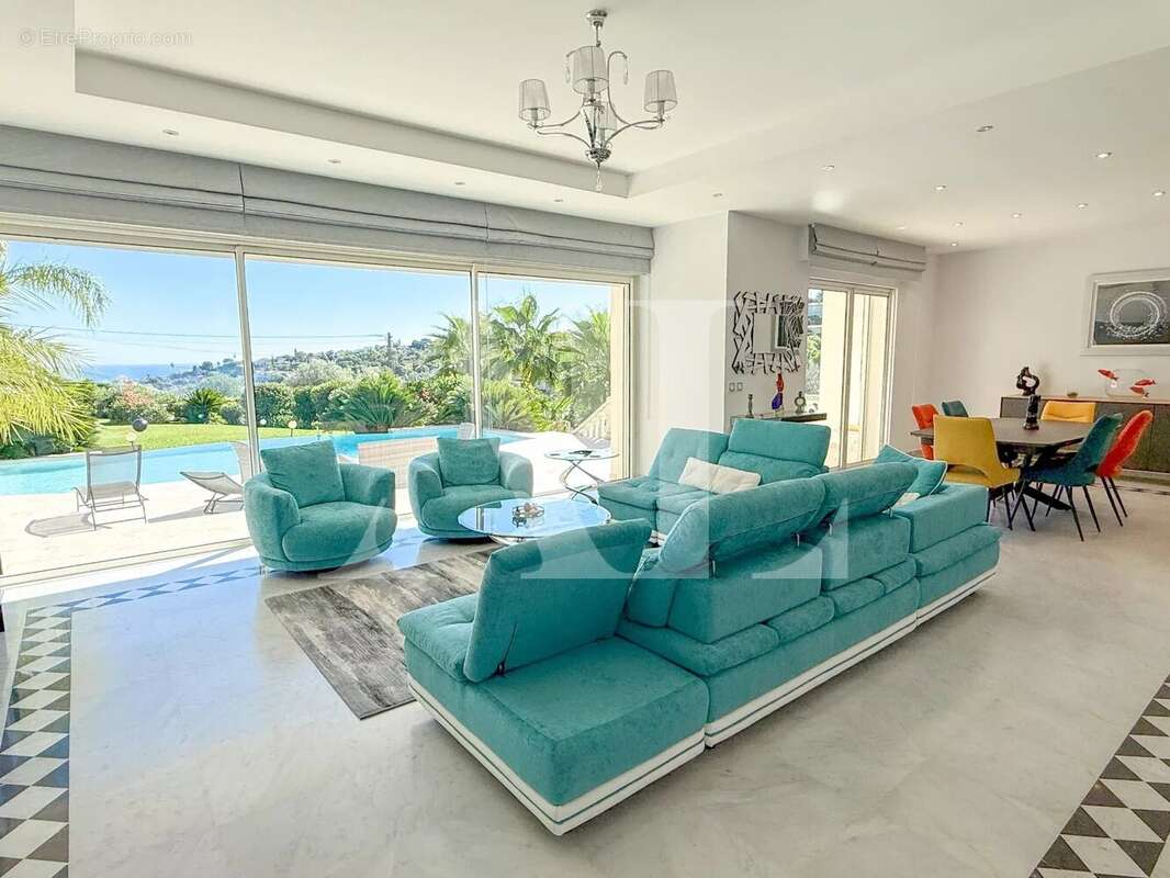 Maison à ANTIBES