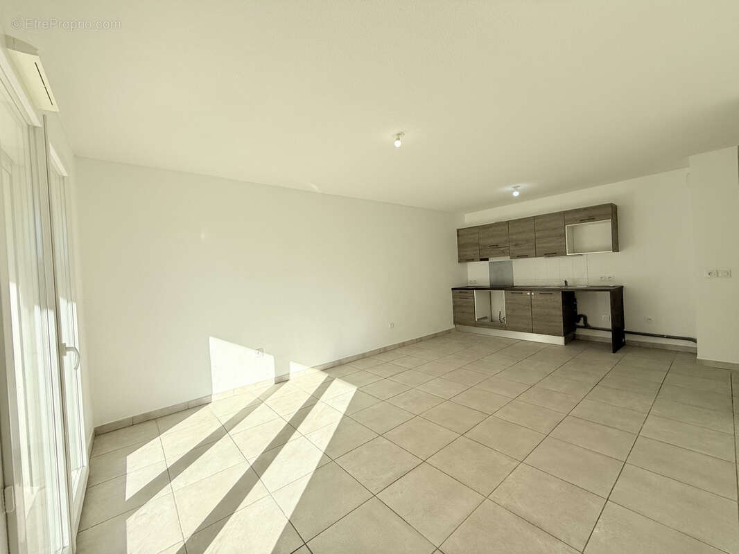 Appartement à LUNEL