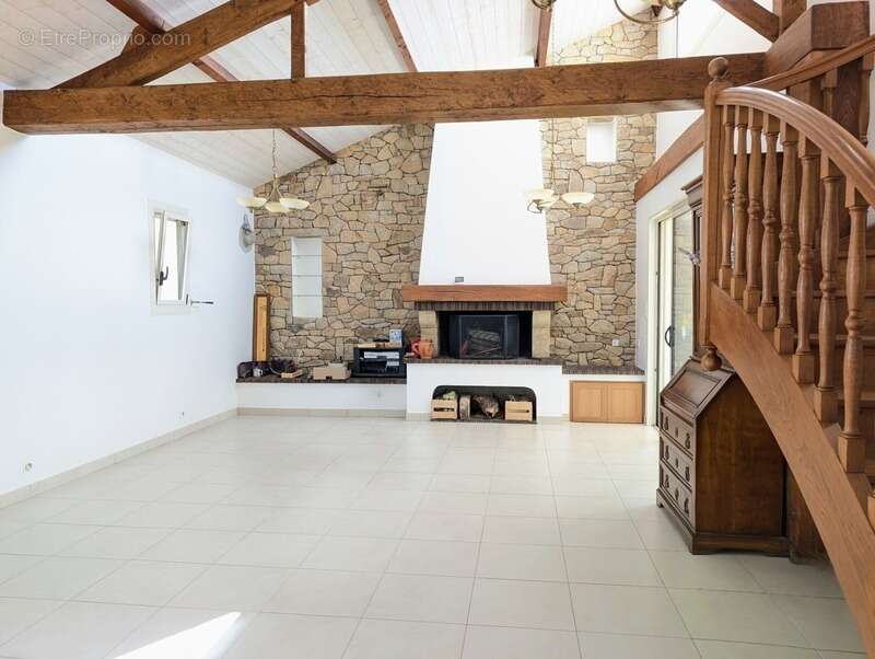 Maison à MAULEVRIER