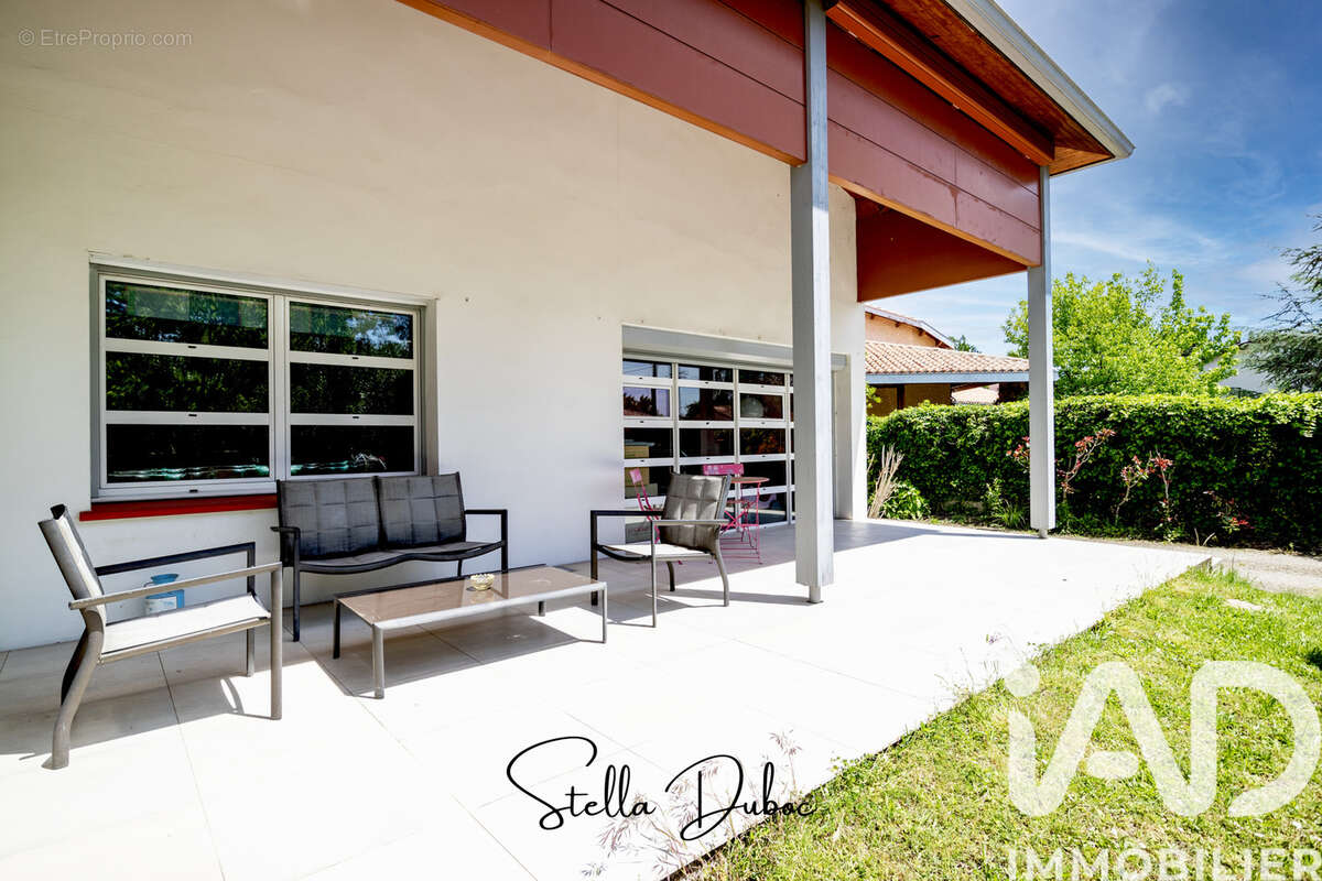 Maison 190 m² à Montauban  - photo 2