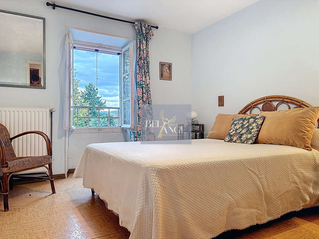 Maison à LAURAC-EN-VIVARAIS