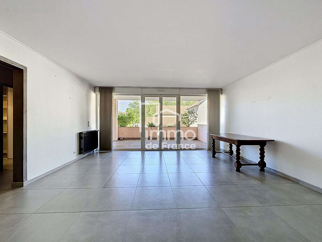 Appartement à BELLIGNAT