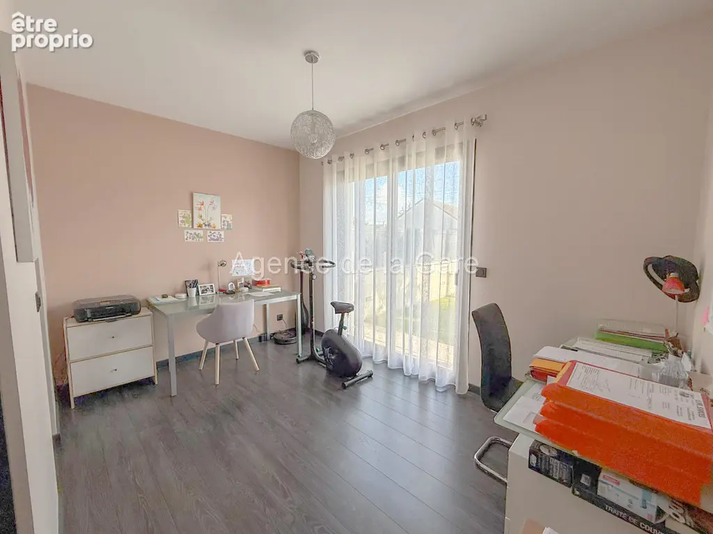 Carrières-sur-seine - belle maison familiale de 168 m² - 7 pièces - double garage - photo 17