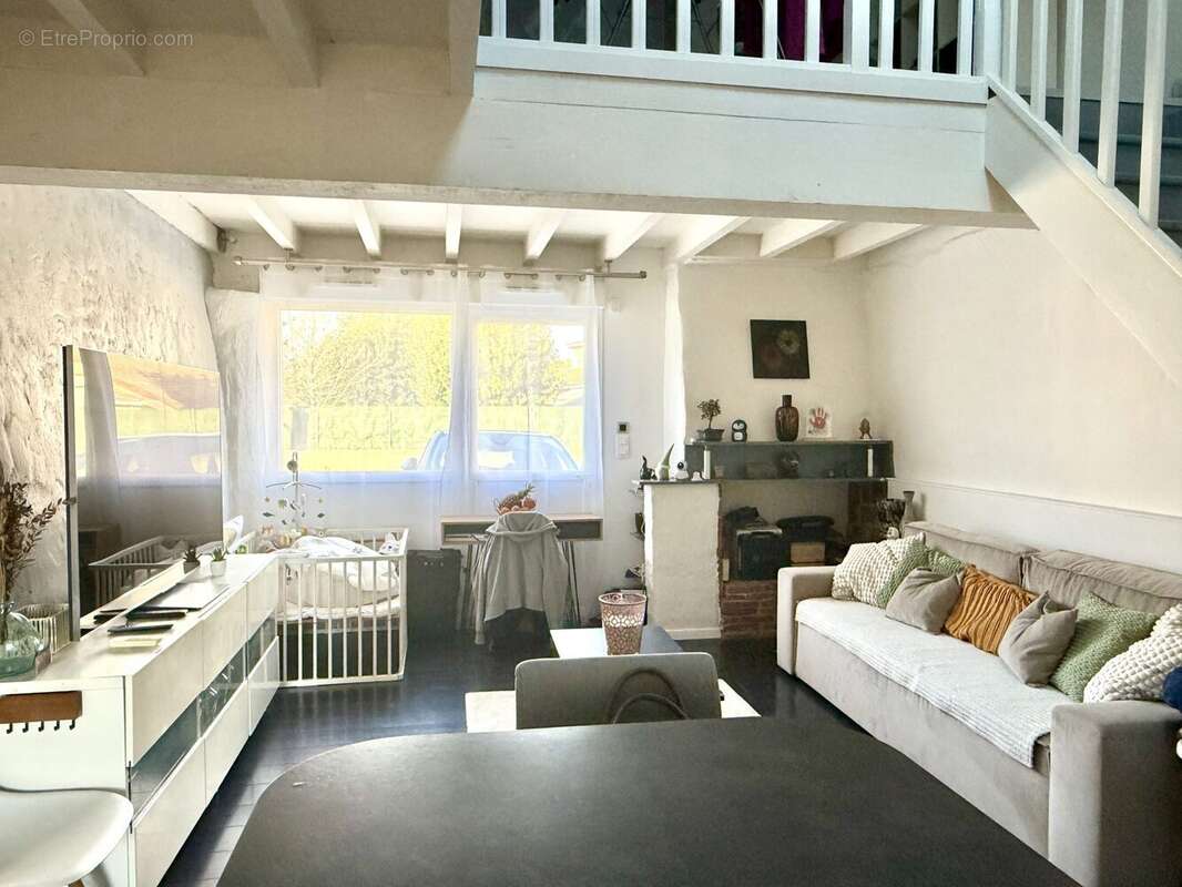 Maison à LABARTHE-SUR-LEZE