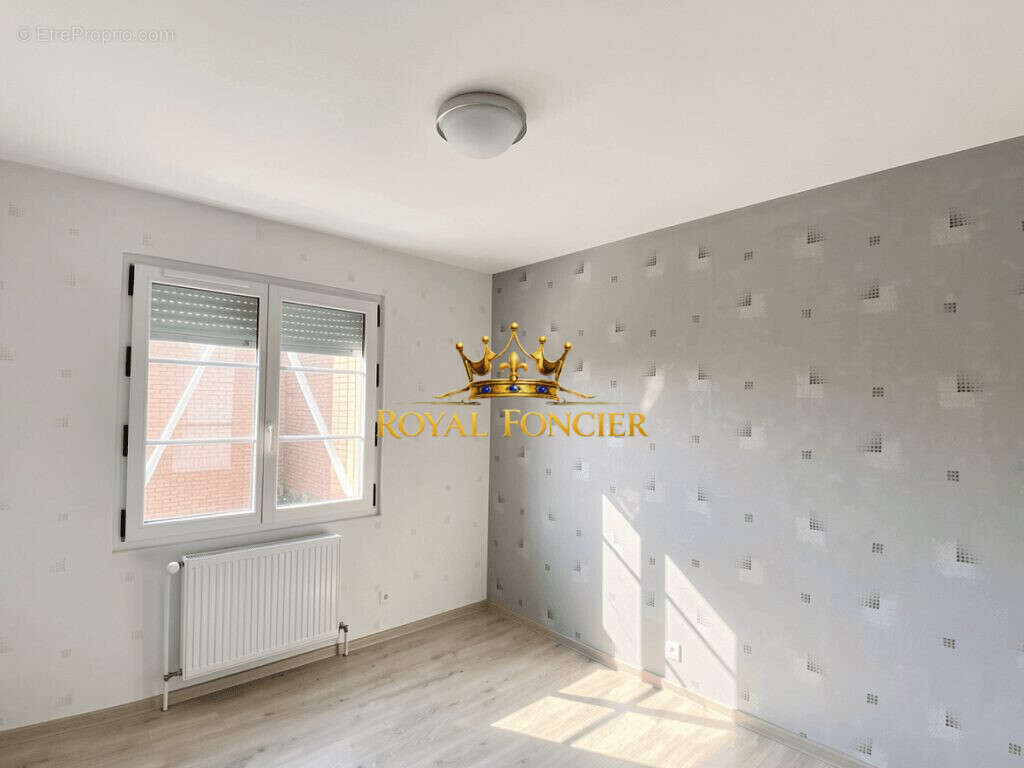 Maison 162 m² à Chatellerault  - photo 9