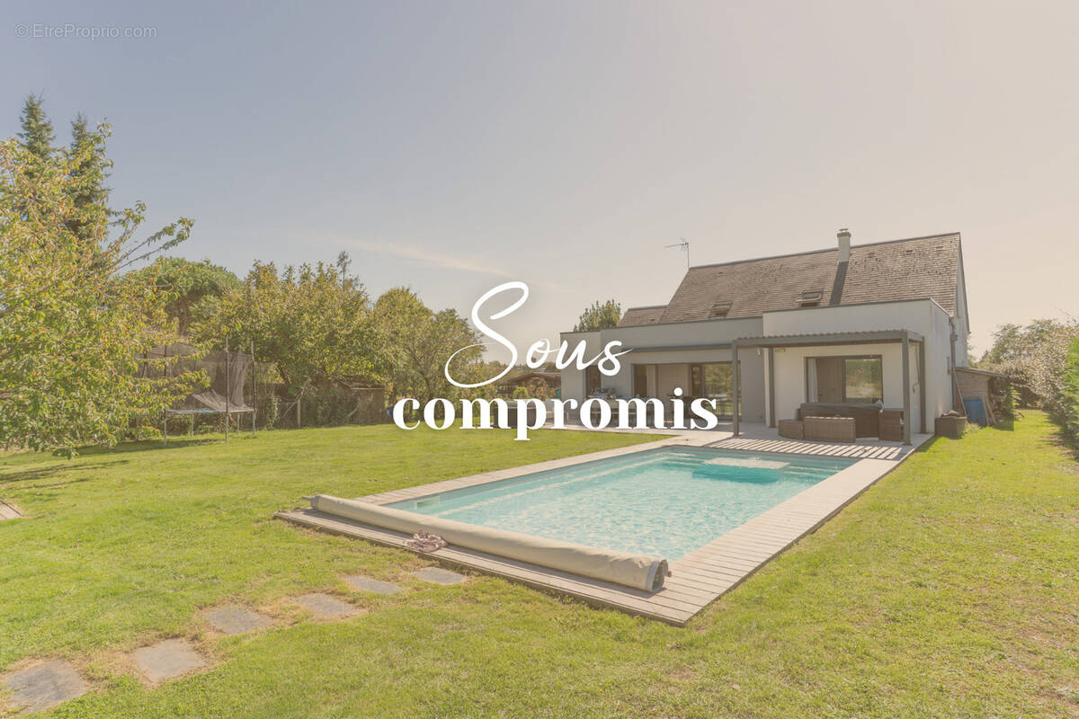 Maison à NOTRE-DAME-D'OE