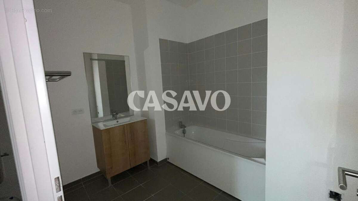 Vente Appartement 3 pièces de 63m² - 93450 L'Île-Saint-Denis - photo 6