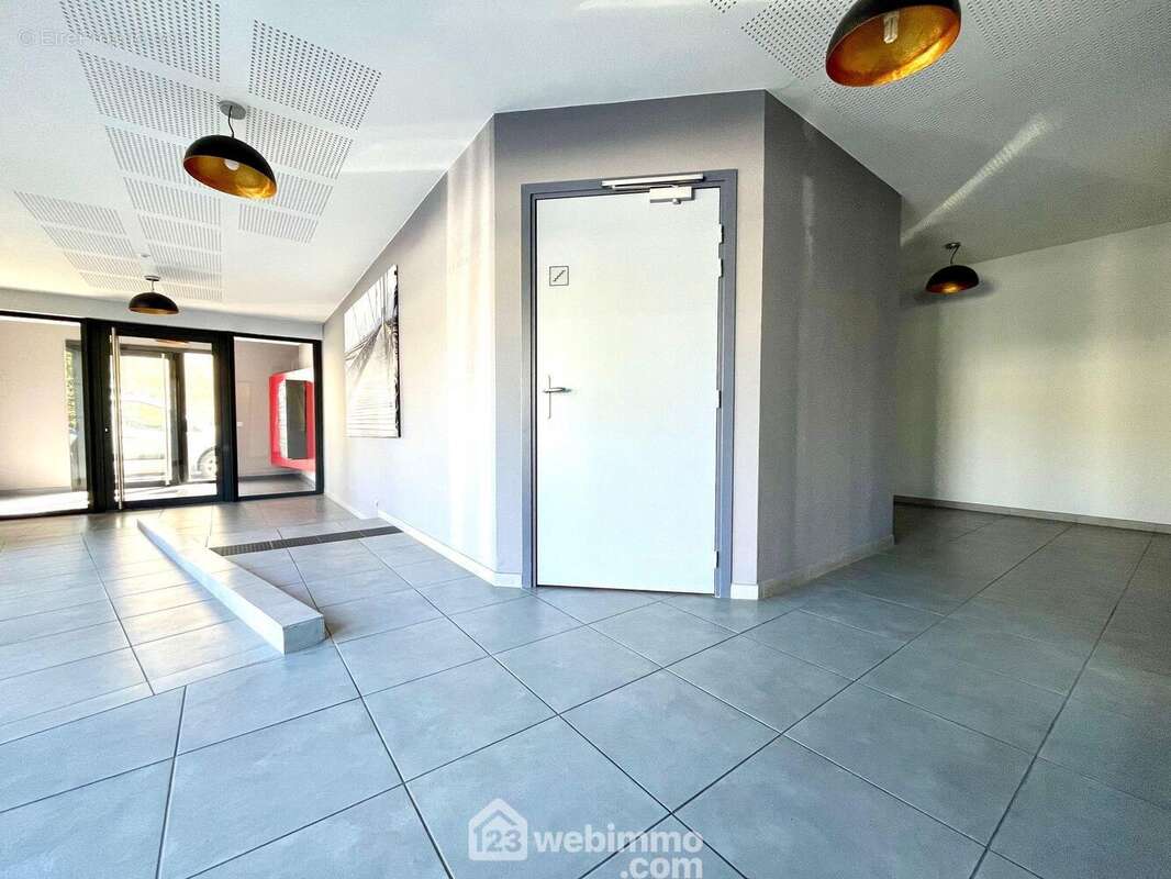 Appartement à VILLENAVE-D&#039;ORNON