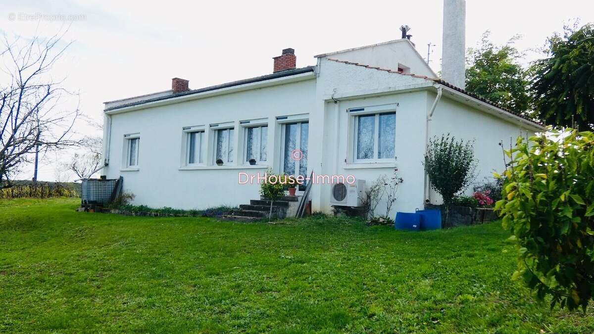 Maison 235 m² à Itzac  - photo 97