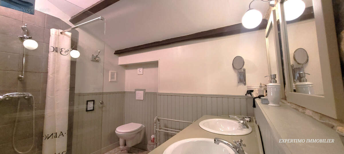 Maison charentaise de 220 m2 renovee - photo 16