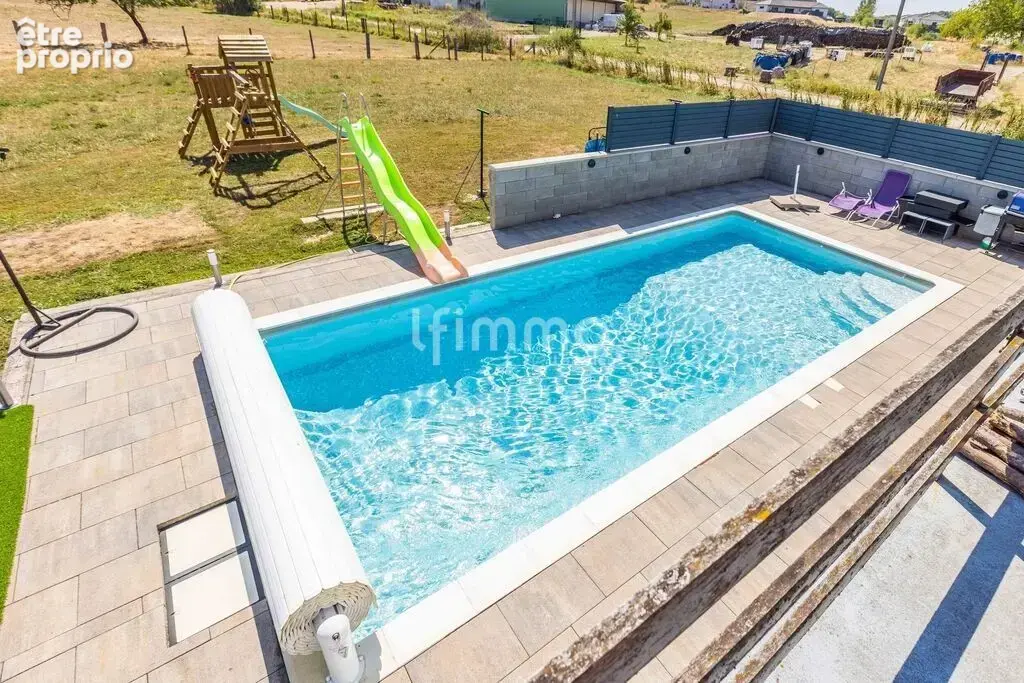 Maison familiale, belles prestations, avec grand terrain en camp - photo 11