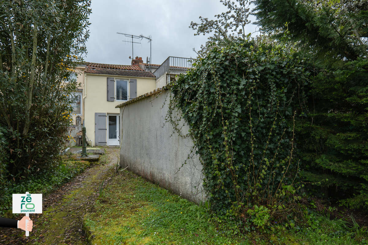 Maison à NESMY