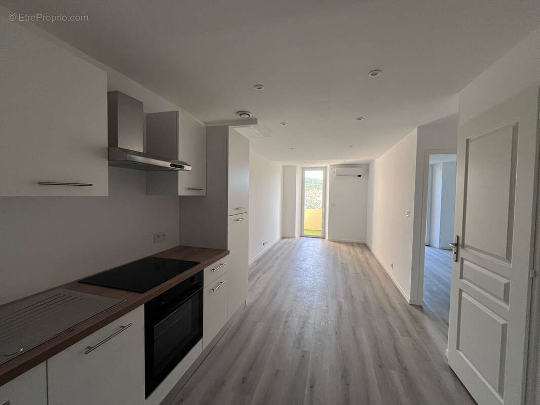 Appartement à CARNOULES