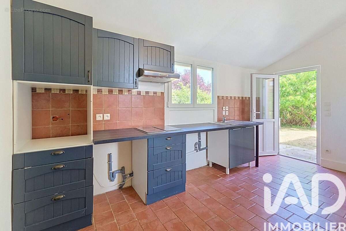 Maison 64 m² à Saussay  - photo 9