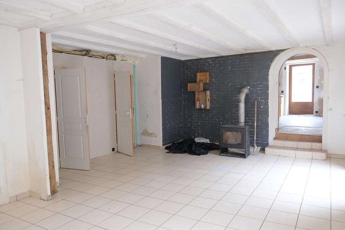 Maison à vendre 4 pièces TENCE (43) - photo 2