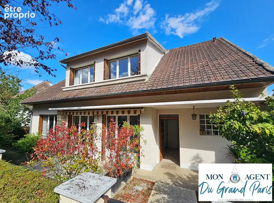 Photo Maison à Jouy-En-Josas au prix de 780 000€