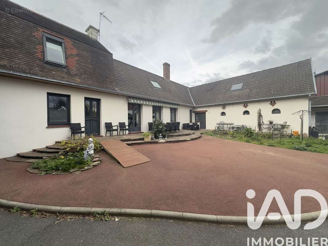 Photo 2 - Maison à IZEL-LES-HAMEAUX