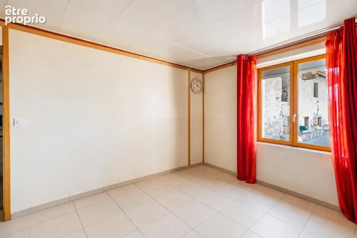 73460 - gresy-sur-isere - maison familiale - spacieuse - jardin - photo 2