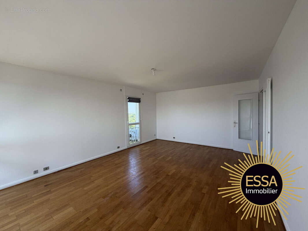 Appartement à VELIZY-VILLACOUBLAY
