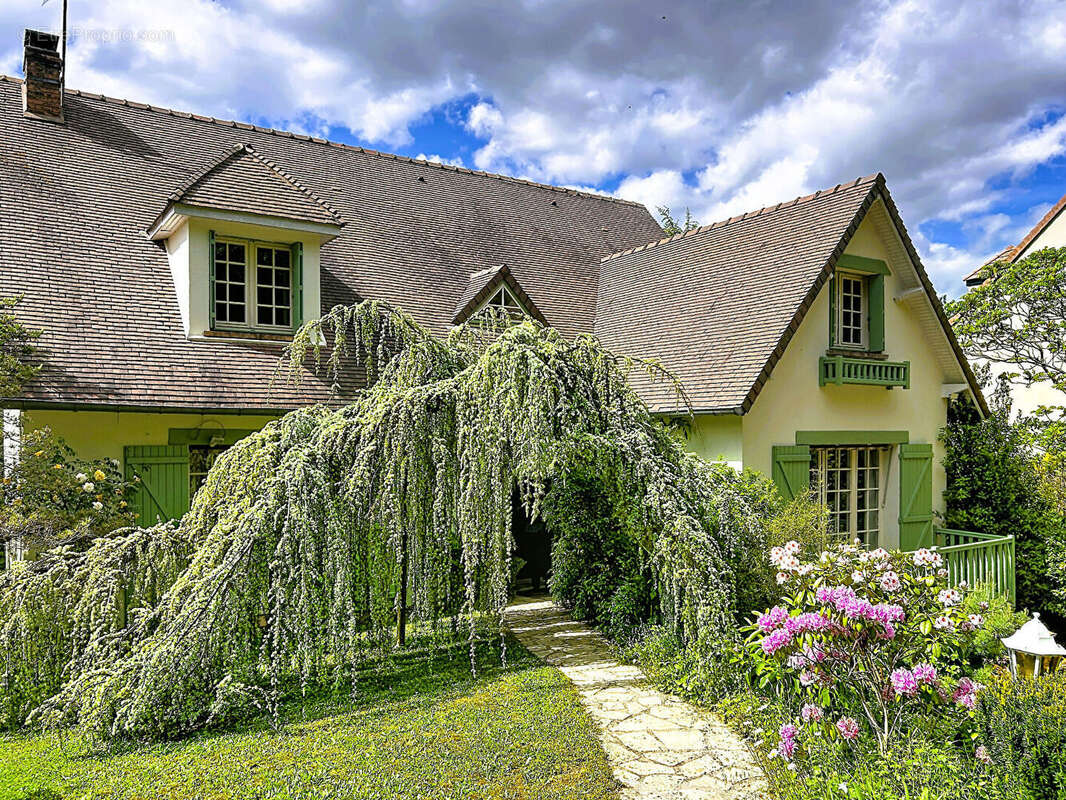 Maison à MAULE