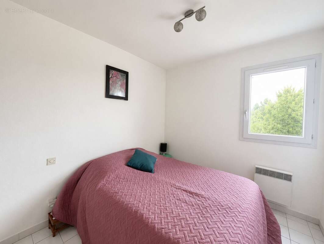 Valras-Plage  Appartement T3 avec loggia à 5 minutes des plages - photo 2