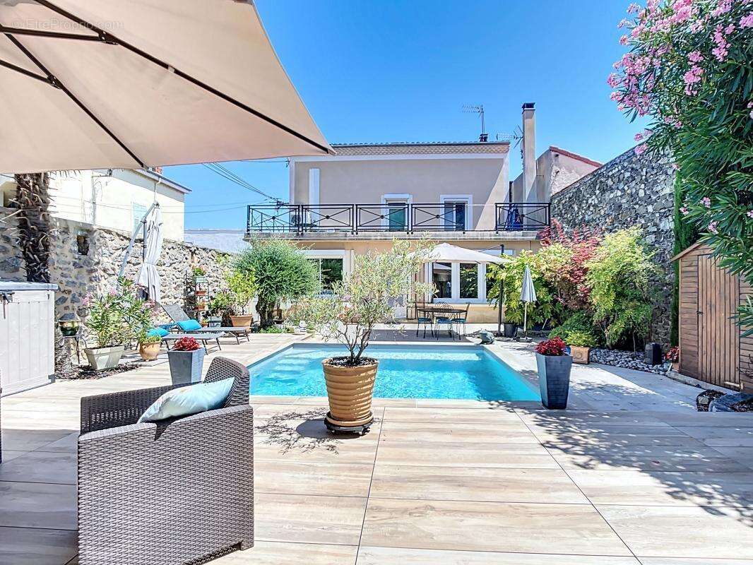 Maison à TOURNON-SUR-RHONE