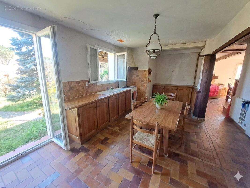 Maison à VENELLES