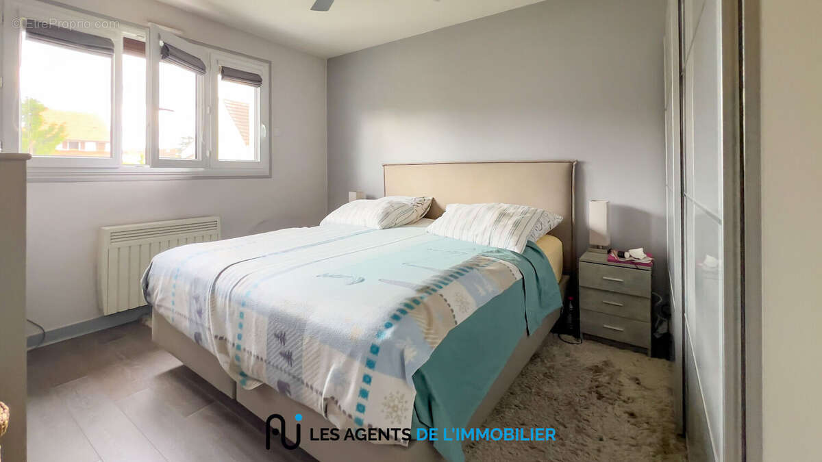 Maison à fort potentiel Nanterre 5 pièces 115 m² - photo 8
