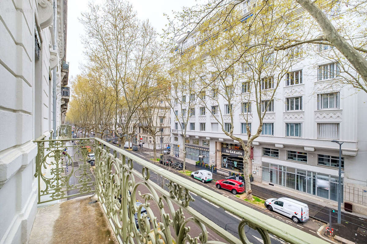 Appartement à LYON-3E