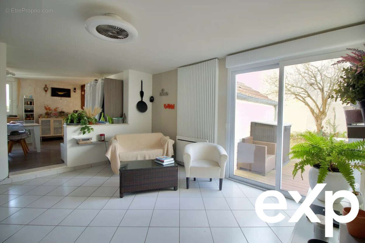 Maison à LA VERRIERE