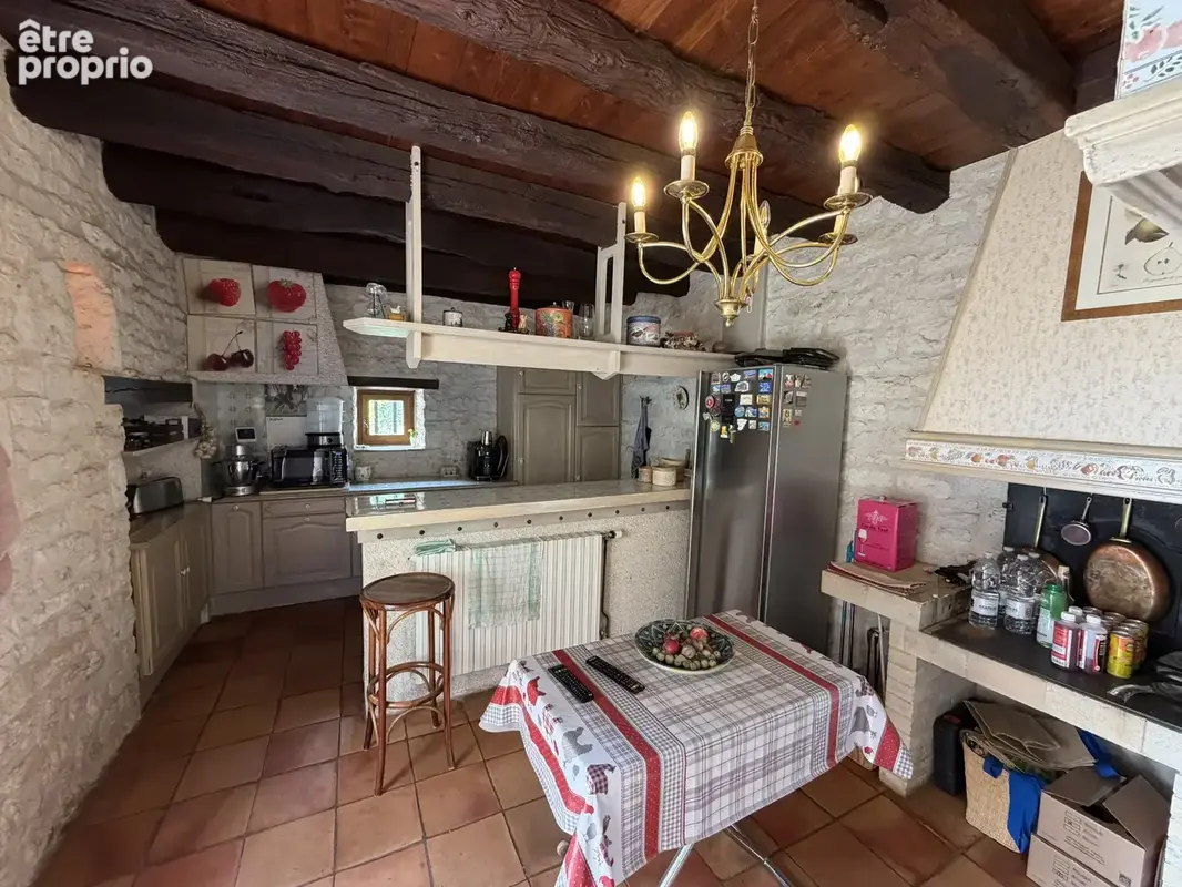 Propriété de caractère en pierre - photo 18