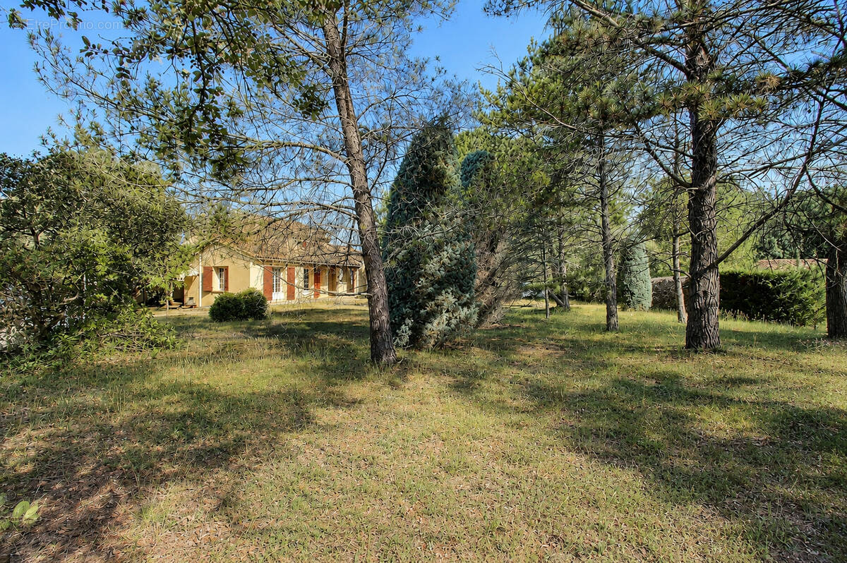 Maison à MAZAN