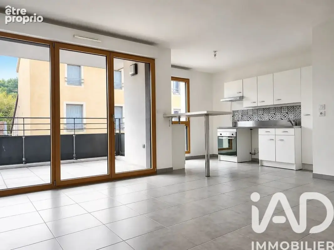 Photo 1 - Appartement à SAINTE-FOY-LES-LYON