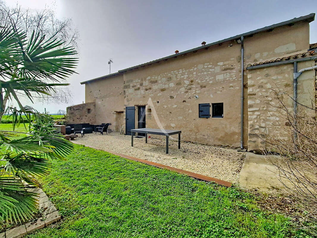 Maison à DOUE-LA-FONTAINE