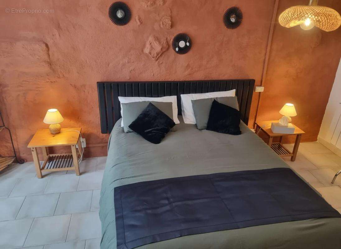 Maison à LOUZIGNAC
