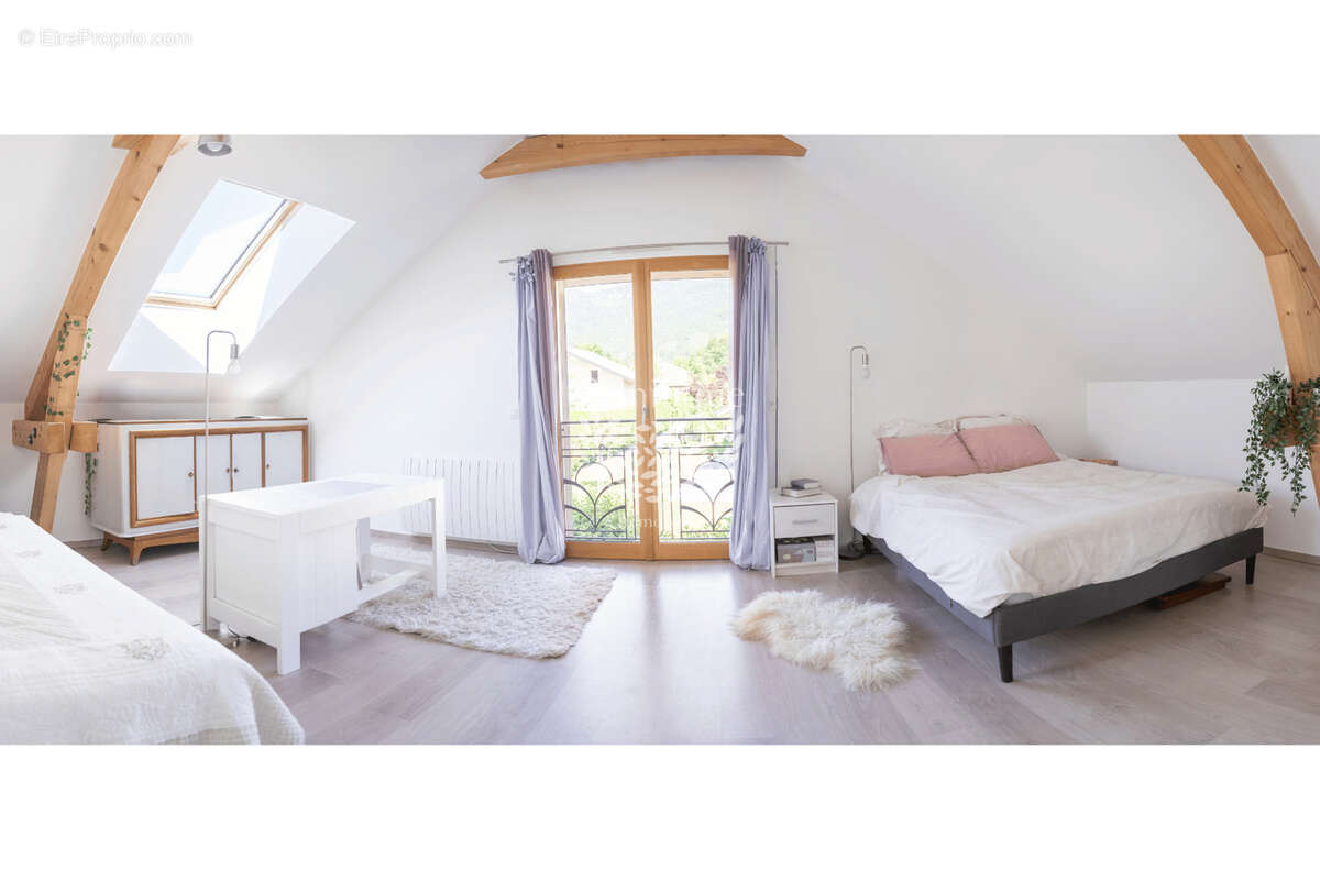 Maison à DIVONNE-LES-BAINS