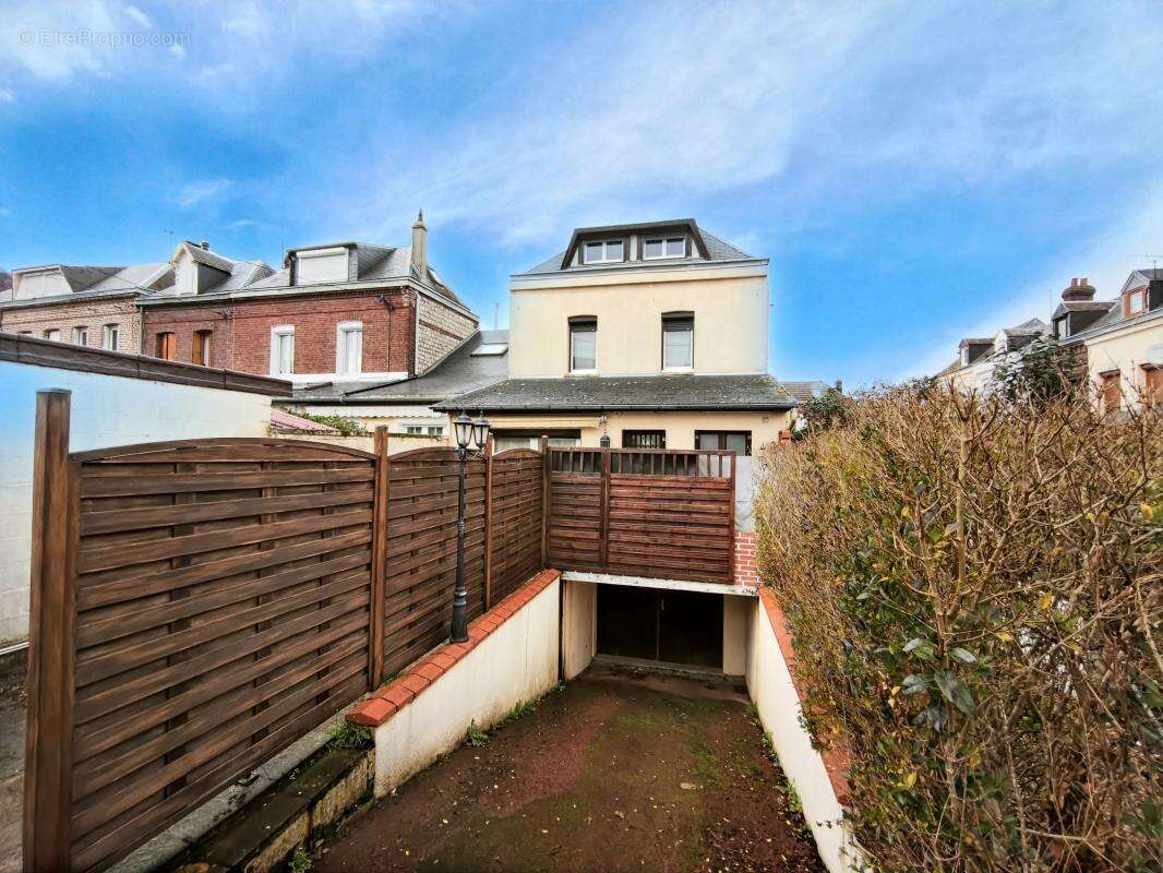 Maison à LE PETIT-QUEVILLY