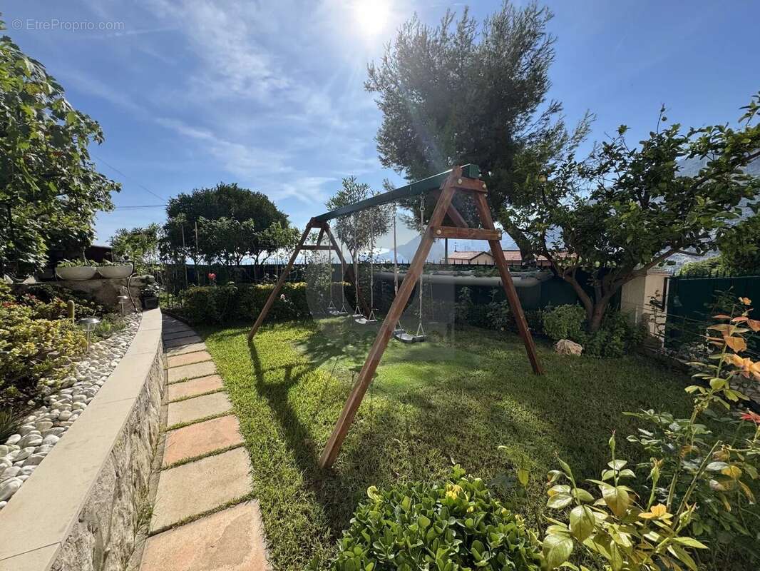 Maison à ROQUEBRUNE-CAP-MARTIN