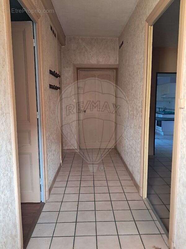 Maison à SAINT-GEORGES-DE-RENEINS