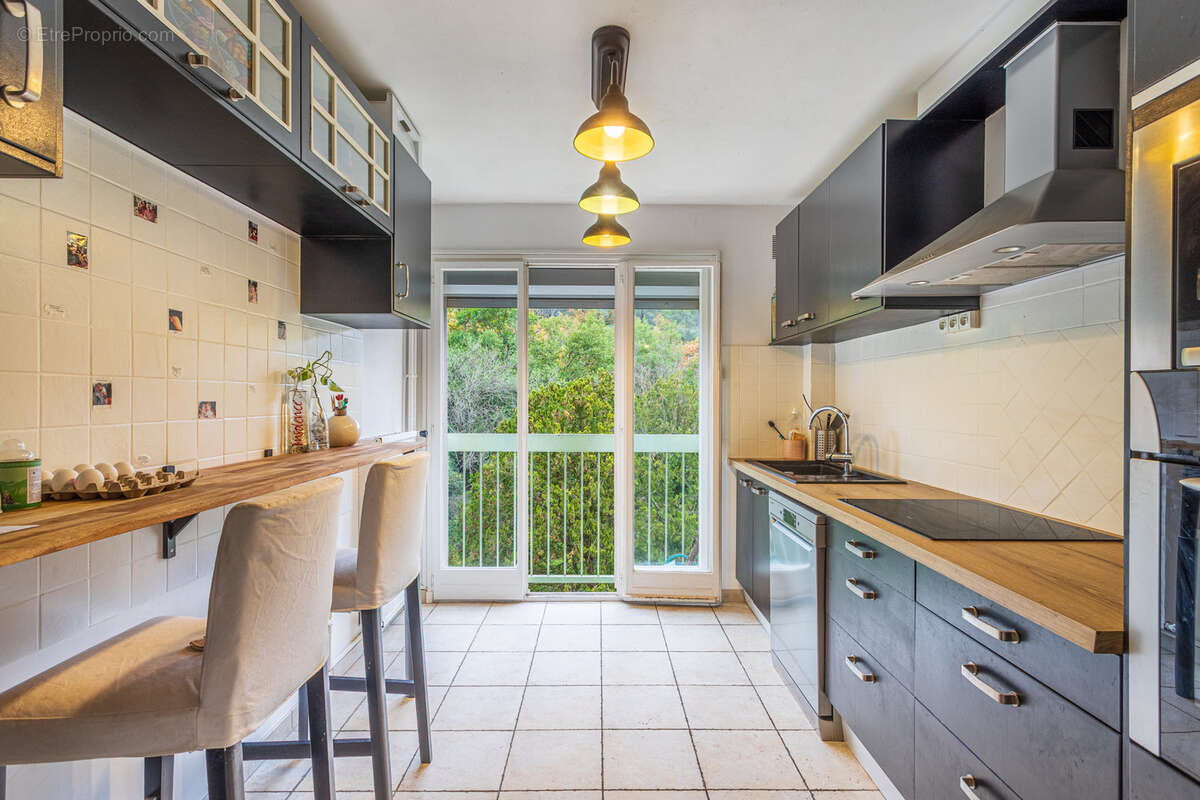 Appartement à LA VALETTE-DU-VAR