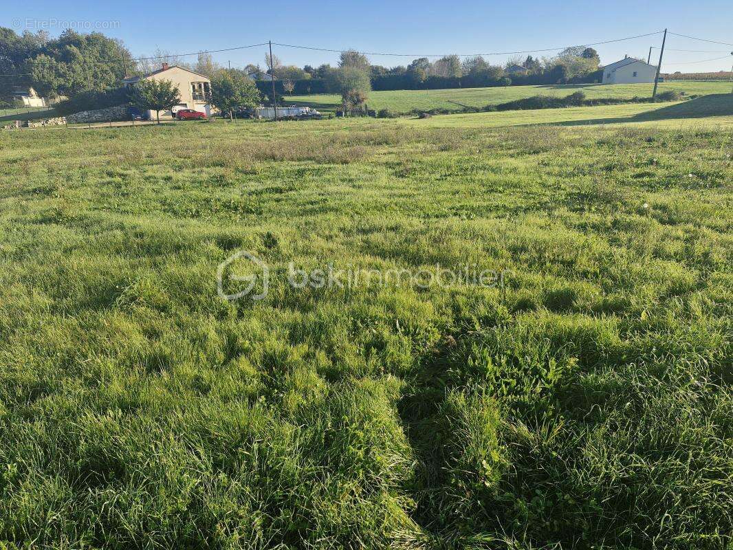 Terrain à RAZAC-D&#039;EYMET
