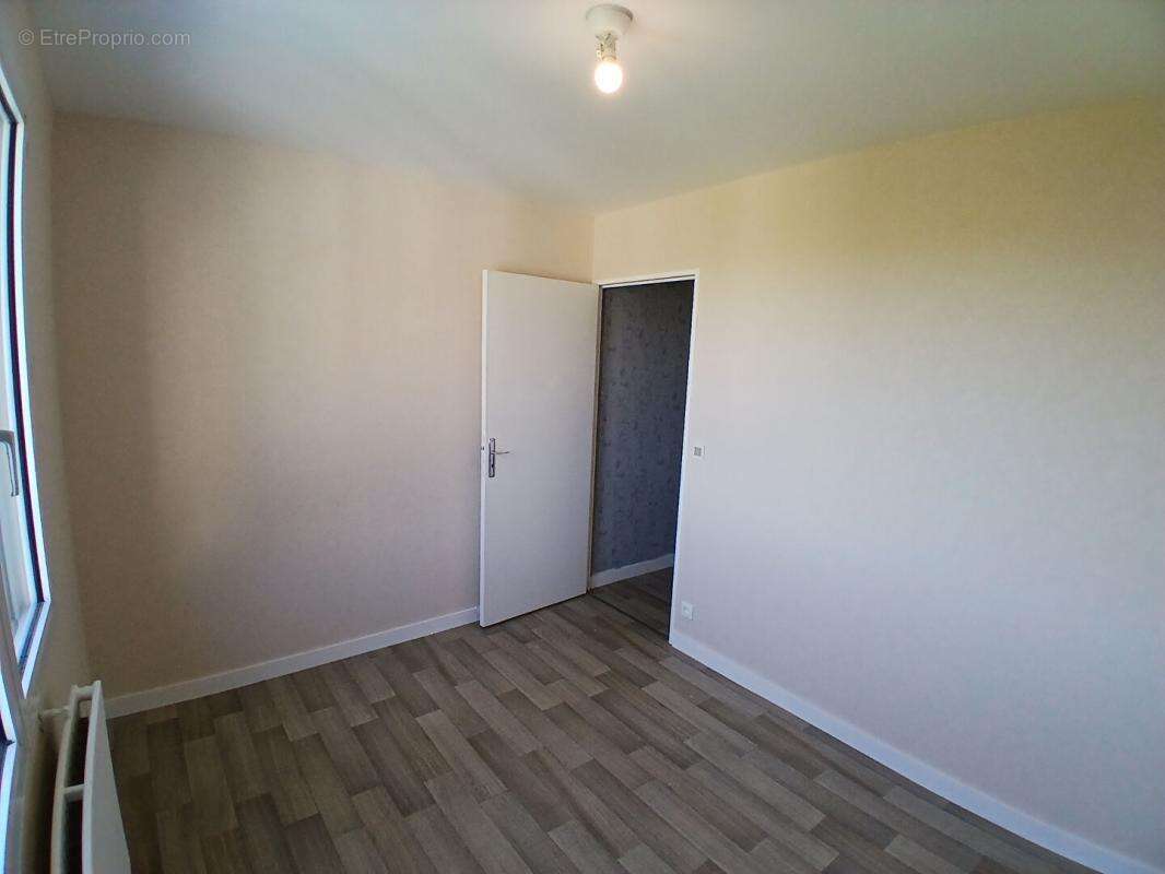 Appartement hyper-centre de Laval T3 avec balcon - photo 10