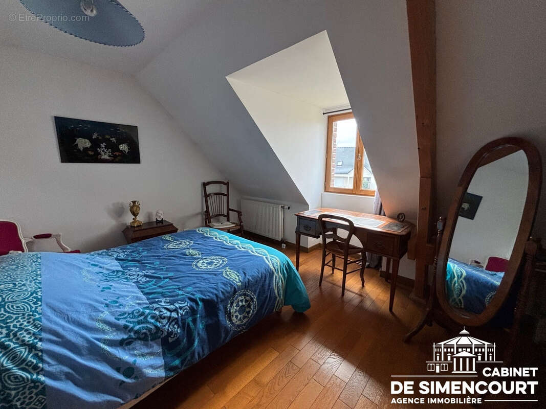Maison à SAINS-EN-AMIENOIS