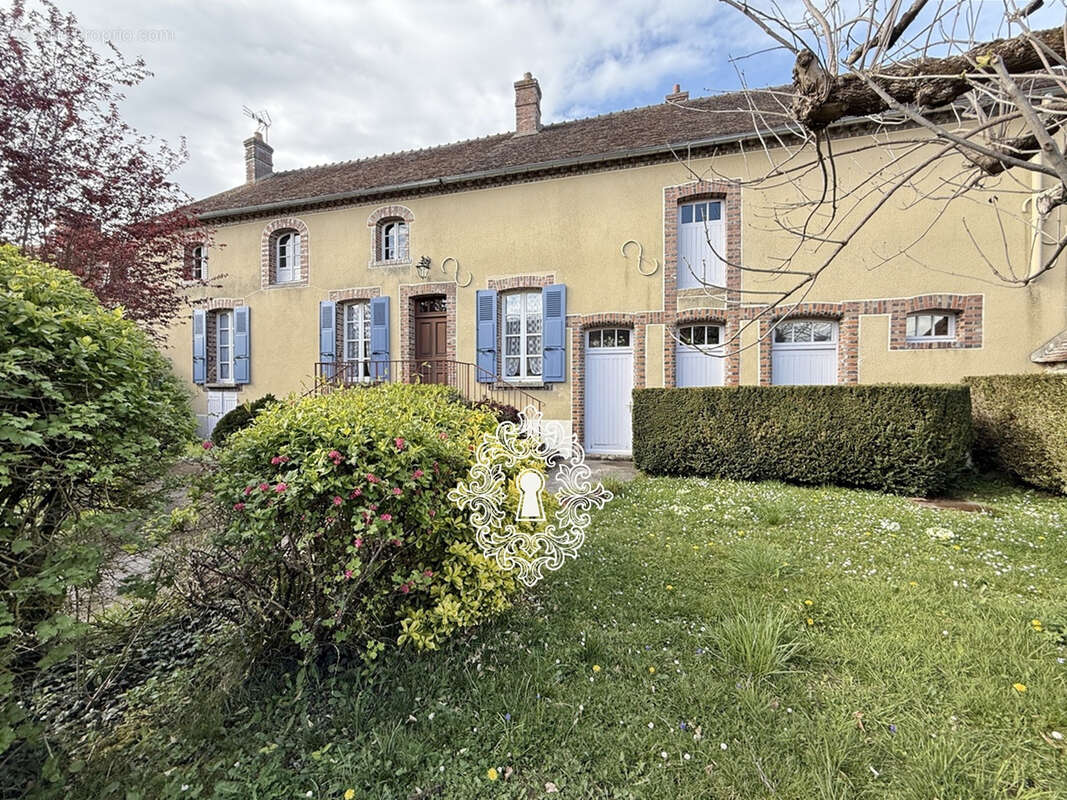 Maison à DONNEMARIE-DONTILLY