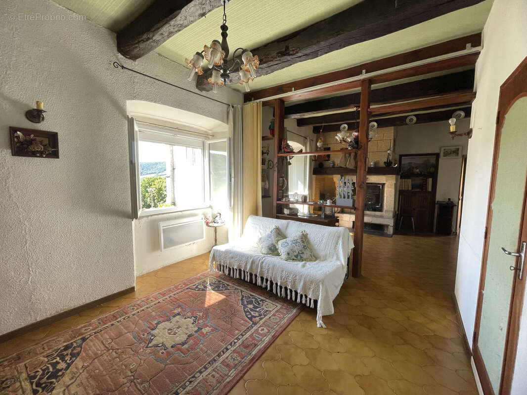 Vente maison de village St Victor et Melvieu - photo 2