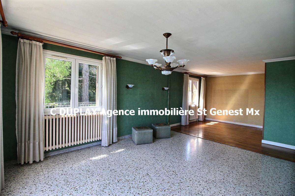 Maison à SAINT-GENEST-MALIFAUX