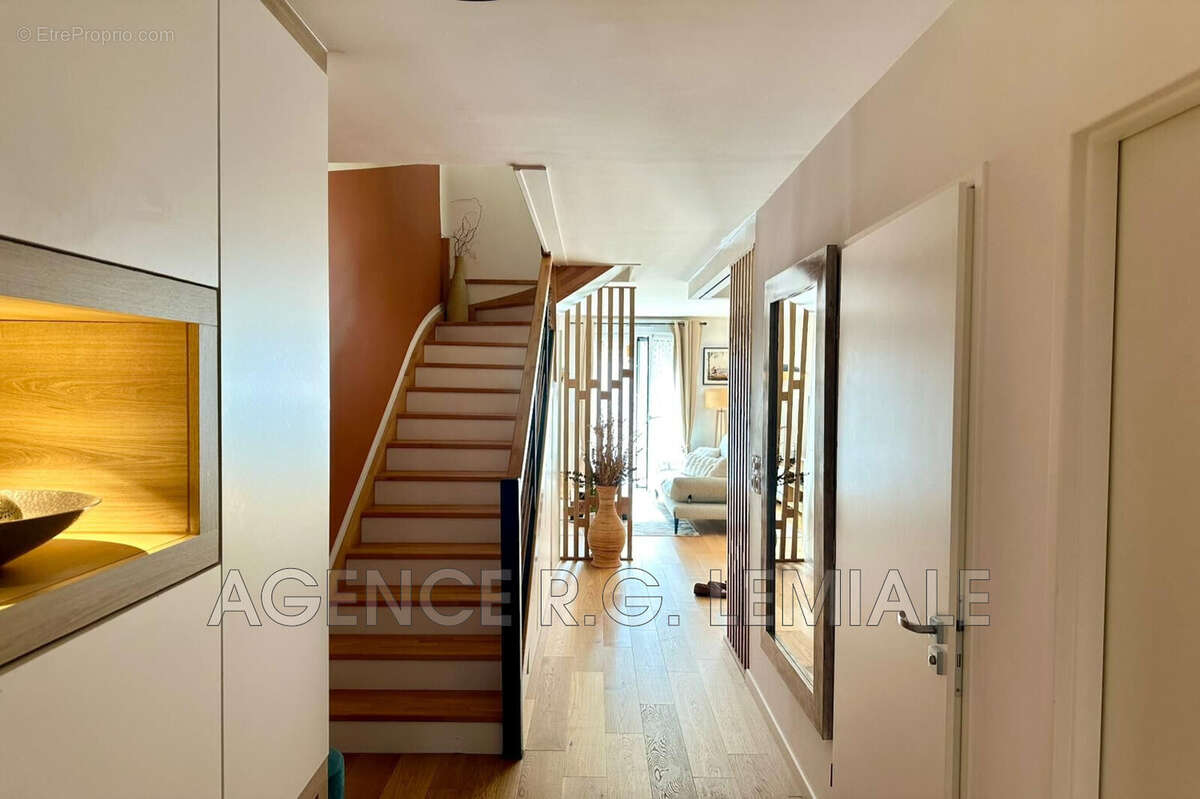 Appartement à MAISONS-LAFFITTE