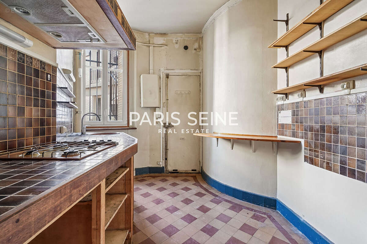 Appartement à PARIS-7E